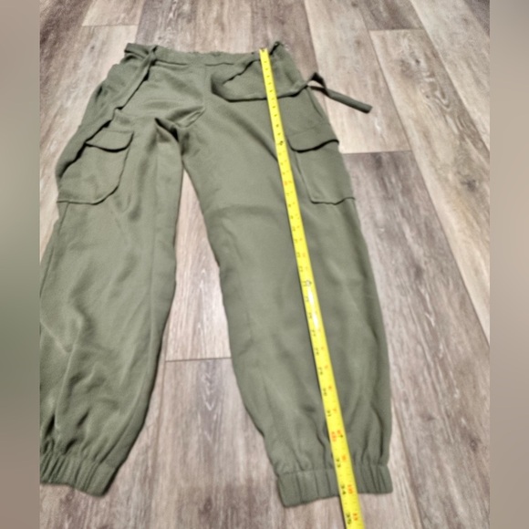 Soho Apparel green pants with New condition. - Picture 3 of 9